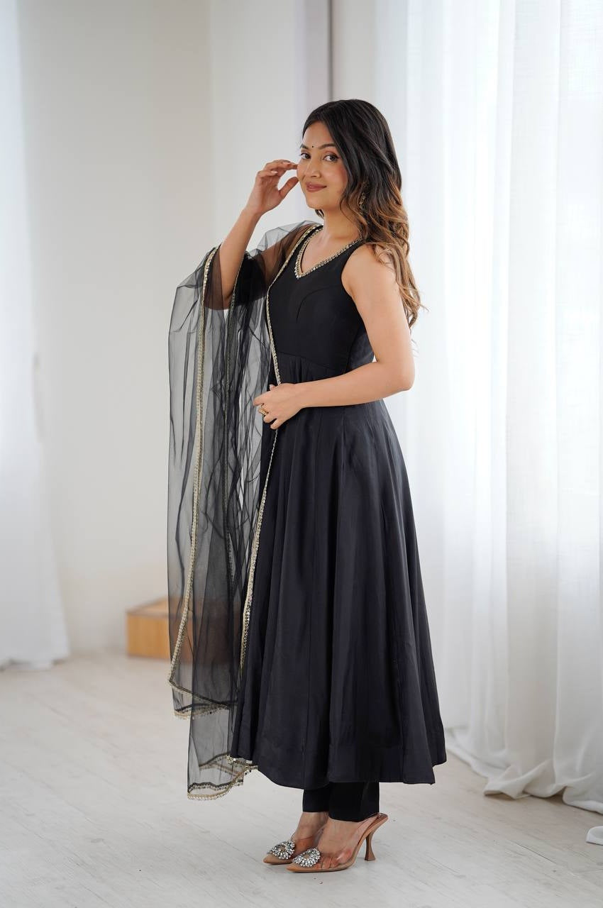 anarkali dress in black Andaaz Fashion Women's Zari Embroidered Georgette Black Wedding Anarkali Salwar Kameez